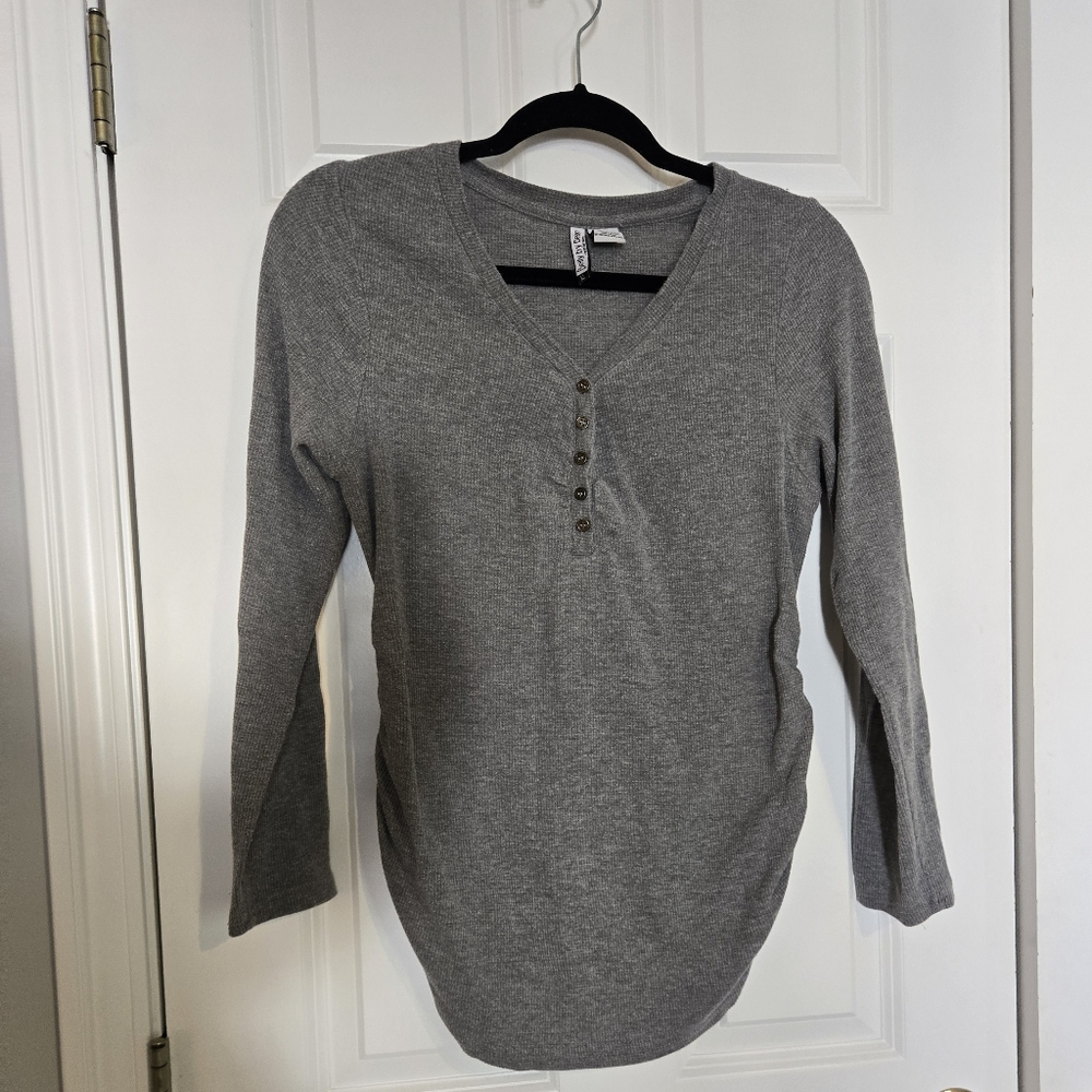 Heather Gray Long Sleeve Crew Neck Top